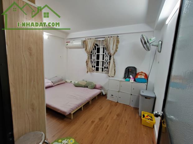 Nhà mới đẹp 3 tầng đường 3 Tháng Hai Quận 10, 4x12m chỉ 7.9 tỷ - 2