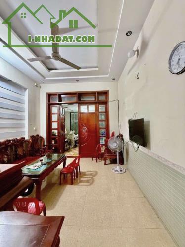 Bán nhà hxh 53m2-3tang Nguyễn Ảnh Thủ Q12 , oto ngủ nhà ,liền kề Ngã 3 Bầu - 5 tỷ nhỉnh - 3