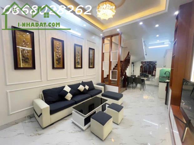 EM BÁN NHÀ THỤY KHUÊ - 30M- 5 TẦNG -  NHỈNH 7 TỶ - 1