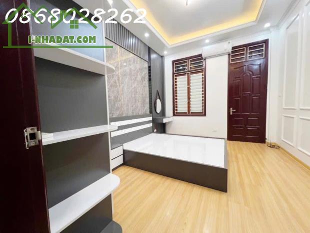 EM BÁN NHÀ THỤY KHUÊ - 30M- 5 TẦNG -  NHỈNH 7 TỶ - 3