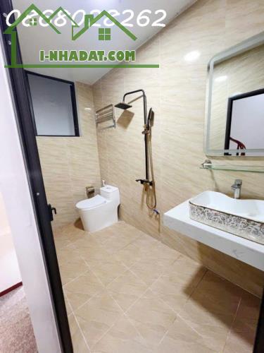 EM BÁN NHÀ THỤY KHUÊ - 30M- 5 TẦNG -  NHỈNH 7 TỶ - 4