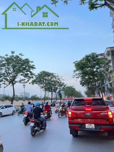 Lê Trọng Tấn - Thanh Xuân phân lô quân đội, nhà dân xây chắc chắn, an sinh đỉnh cao