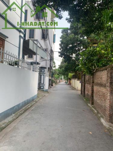 BÁN ĐẤT ĐÔNG DƯ TRUNG TÂM GIA LÂM – ĐƯỜNG Ô TÔ TRÁNH, GIÁ NHỈNH 2 TỶ - 2