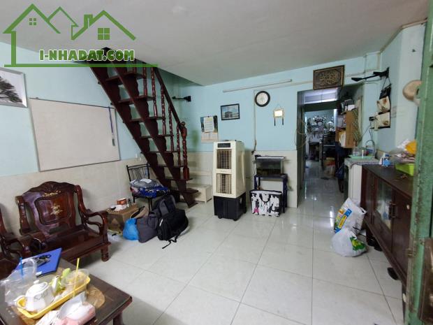 Bán nhà to giá nhỏ quận 8 hoàn công đủ - 1