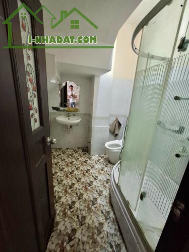 Bán gấp nhà đẹp ở ngay Phạm Thế Hiển, hẻm cao ráo thông thoáng, 54m2, SHR, nhỉnh 4 tỷ. - 3