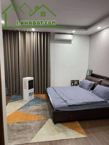 Bán Phân Lô Cầu Giấy (Hoàng Quốc Việt) 6 tầng 3m2, Mặt Tiền 8 mét giá nhỉnh 12 tỷ - 2