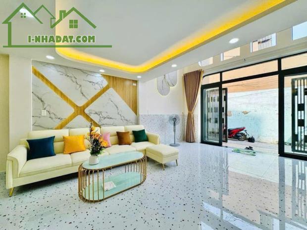 NHÀ SÁT MẶT TIỀN NGUYỄN TƯ GIẢN P12 GV , 5X9 , NHỈNH HƠN 7 TỎI - 2