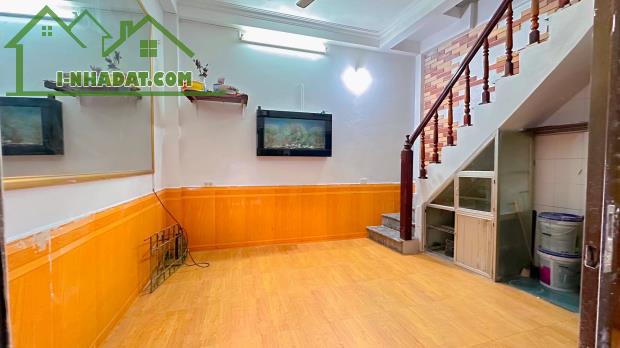 Vị trí siêu đẹp, tiện ích đầy đủ, 2 ty x - 4