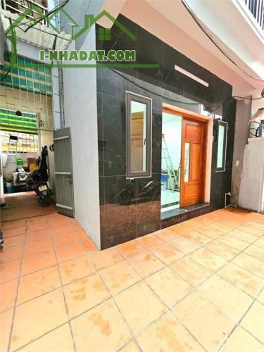 HOT – BÁN NHÀ 5 TẦNG MỚI XÂY – THANG MÁY – LÔ GÓC HIẾM – XUÂN ĐỈNH, BẮC TỪ LIÊM – CHỈ 7.9
