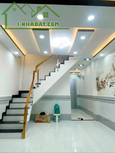 Nhà 4*10m hẻm 1647 Phạm Thế Hiển P4Q8