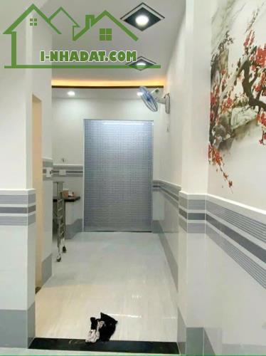 Nhà 4*10m hẻm 1647 Phạm Thế Hiển P4Q8 - 2