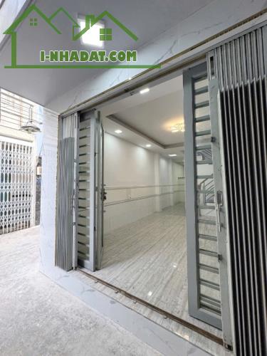 Bán nhà Góc 2MT, hẻm 141 Tám Danh P4 Q8