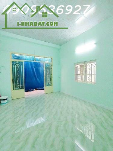 BÁN NHÀ GIÁ TỐT NGAY CHỢ BÀ HOM – 2 TẦNG KIÊN CỐ – SỔ RIÊNG – CHỈ VÀI BƯỚC RA MẶT TIỀN