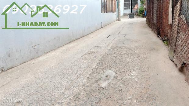 BÁN NHÀ GIÁ TỐT NGAY CHỢ BÀ HOM – 2 TẦNG KIÊN CỐ – SỔ RIÊNG – CHỈ VÀI BƯỚC RA MẶT TIỀN - 3