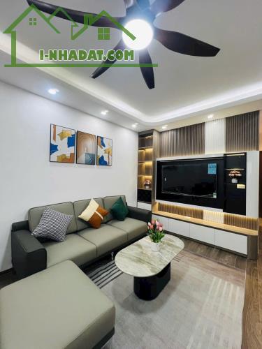 Căn hộ tầng thoáng 76m2 x 3 ngủ tại Linh Đàm, quận Hoàng Mai giá hạt rẻ - 1