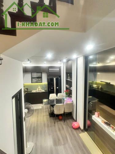 PHÂN LÔ CÁN BỘ - Ô TÔ- NỘI THẤT SỊN TT CÔNG AN XA LA HÀ ĐÔNG 45M 4 TẦNG GIÁ HƠN 12 TỶ - 2