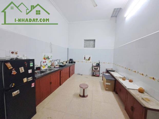 PHÂN LÔ KĐT MỖ LAO - ÔTÔ TRÁNH, VỈA HÈ KINH DOANH - Ô CHỜ THANG MÁY - GIÁ 17 TỶ - 2