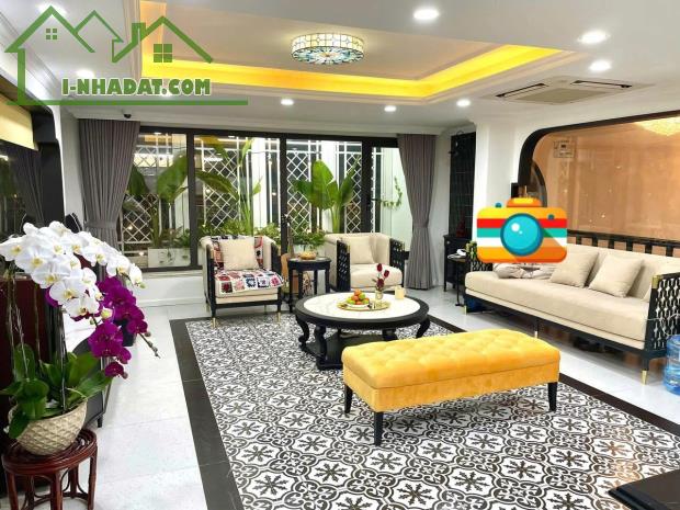 NHÀ ĐẸP NGHI TÀM - PHÂN LÔ ÔTÔ TRÁNH, VÀO NHÀ - 40M RA PHỐ - GIÁ 35 TỶ MẶT TIỀN 9M - 1
