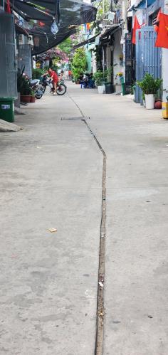HẺM XE HƠI NGAY LÔ TƯ - LÊ VĂN QUỚI - 60M2 GIÁ CHỈ 3.800 - ĐANG CHO THUÊ CÓ SẴN DÒNG TIỀN - 1