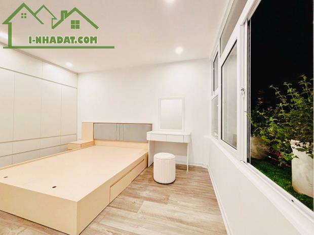Bán CH tập thể duplex nội thất đẹp , view mặt phố , dt 80M giá 3.95 tỷ SĐ chính chủ - 2