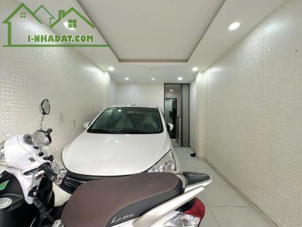 Nhà Mới 5Tầng Cách mặt Tiền 15M Hẻm Thẳng Xe Hơi Sổ Vuông 30m2 Gía 7,5 Tỷ Thương Lượng - 2