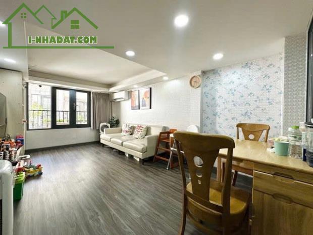 Nhà Mới 5Tầng Cách mặt Tiền 15M Hẻm Thẳng Xe Hơi Sổ Vuông 30m2 Gía 7,5 Tỷ Thương Lượng - 3