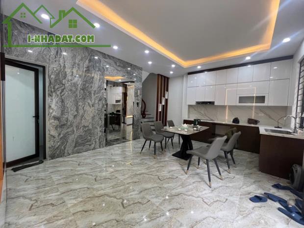 SIÊU PHẨM  6 TẦNG THANG MÁY, ĐỦ NỘI THẤT – 45m2 HOÀNG NHƯ TIẾP, GẦN PHỐ, NHIỂU TIỆN ÍCH - 2