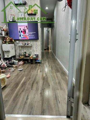 Mặt phố Hàng Gai - Vị trí phố cổ VIP - Kinh doanh đỉnh - Sổ đỏ chính chủ. - 1