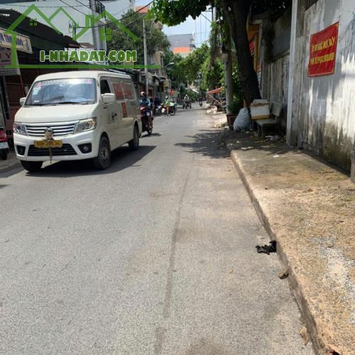 Đường Nguyễn Duy Cung, Hẻm xe hơi, 3PN có PN dưới trệt, 56m2, Chỉ 4 Tỉ 099 - 4