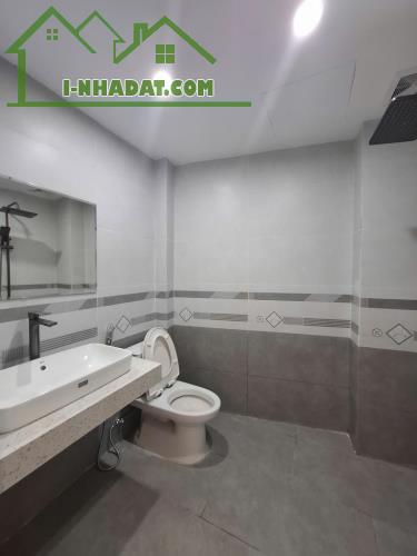 Bán nhà Gia Quất Long Biên – Ô tô qua nhà – Ngõ thông - Ở ngay - 34m - 6.4 Tỷ(TL) - 4