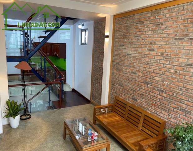 BÁN CĂN HOA HẬU PHỐ MINH KHAI DT 40M2 MT 3,8M - 2