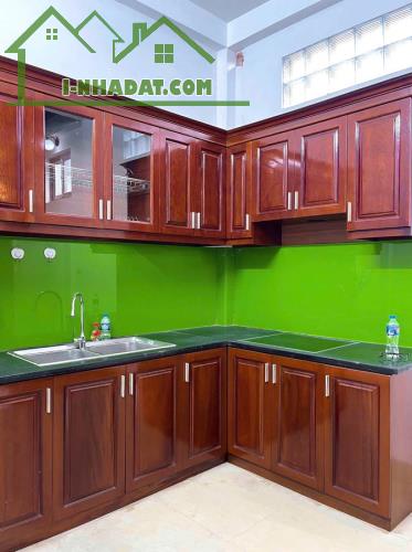 BÁN CĂN HOA HẬU PHỐ MINH KHAI DT 40M2 MT 3,8M - 3
