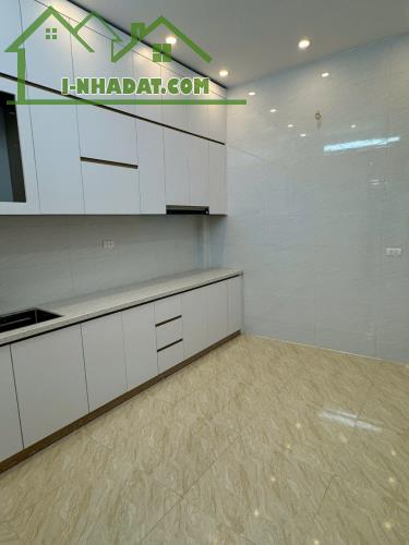 "Bán nhà dân xây Vĩnh Hưng, 38m, 6,8 tỷ, Lh: 0984417892. - 2