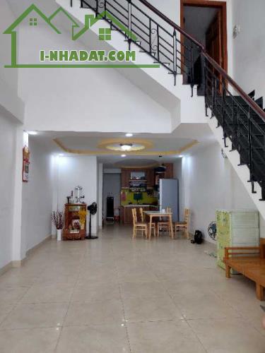 Siêu phẩm gần sân bay DT 70m2 hơn 6 tỷ - nhà 4 lầu mới, HXH thông - 1