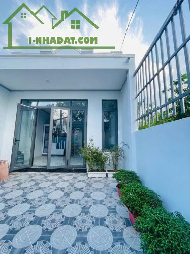 Bán căn nhà đẹp, mới tinh, sổ riêng, đất hồng, KP3 Trảng Dài chỉ 2ty050 - 1