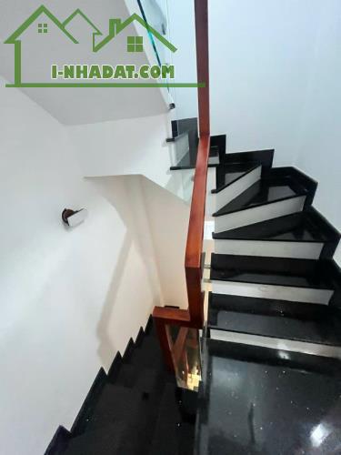 Nhà Mới 5Tầng Cách mặt Tiền 15M Hẻm Thẳng Xe Hơi Sổ Vuông 47m2 Gía 4,95 Tỷ Thương Lượng - 3