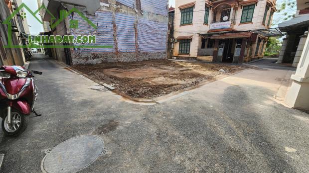 CẦN BÁN LÔ ĐẤT ĐẸP GIÁ TỐT – TRUNG TÂM XÃ VÂN HÀ - LÔ ĐẤT VÀNG – 3 MẶT TIỀN - Ô TÔ THÔNG T - 1