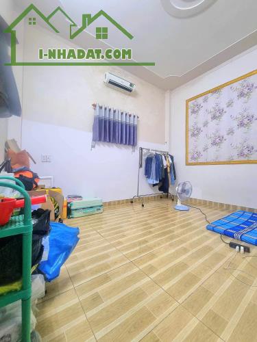 Bán nhà 1 Trệt 1 Lầu Dĩ An, ngang KHỦNG 8m,đường xe hơi,gần Chiêu Liêu - 4