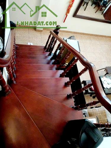 BÁN NHÀ 4 TẦNG, 60M² – BỒ ĐỀ, LONG BIÊN – GẦN PHỐ CỔ – Ô TÔ ĐỖ CỬA – GIÁ 10.8 TỶ - 3
