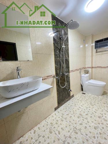CẦN BÁN NHÀ PHỐ NGÔ THÌ NHẬM – TRUNG TÂM HÀ ĐÔNG – GIÁ CHÀO 6.5 TỶ  * Diện tích: 34m² x 4 - 5