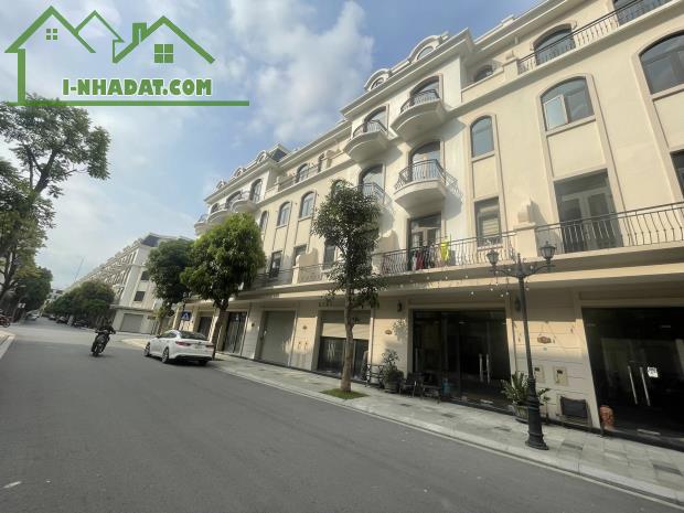 Số THẦN TÀI mua là LÃI - Shophouse SB 65m2 vị trí đắc địa - Giá TỐT nhất Vhop2 - 1