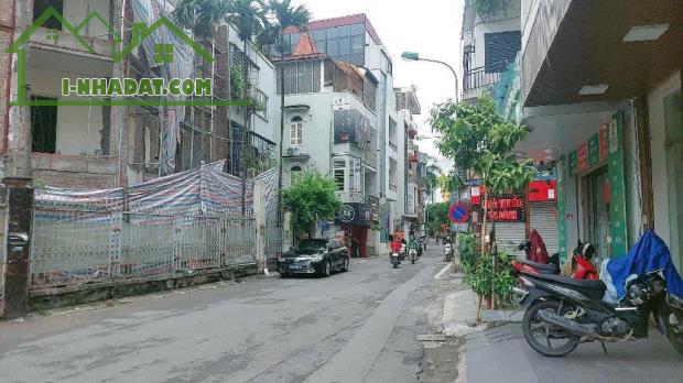 Bán tòa văn phòng mặt phố quận Ba Đình, giá 42 tỷ, 60m2, 9 tầng, mt 5.5m, vỉa hè rộng - 1