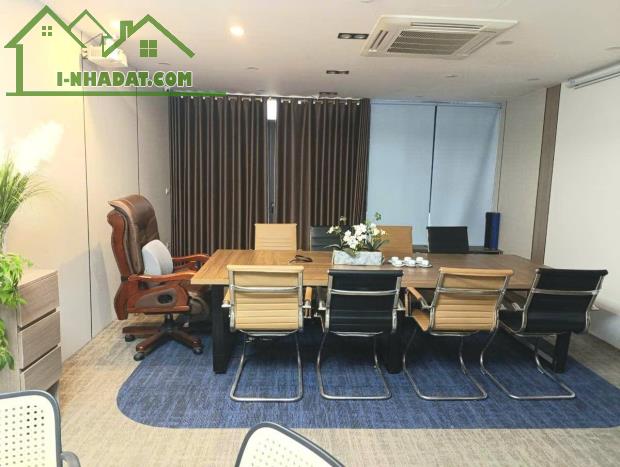 Bán tòa văn phòng mặt phố quận Ba Đình, giá 42 tỷ, 60m2, 9 tầng, mt 5.5m, vỉa hè rộng - 2
