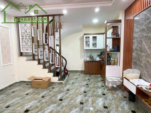 BÁN NHÀ NGÕ 42 TRIỀU KHÚC – 33.8M² – 4 TẦNG – GIÁ CHỈ 6.55 TỶ