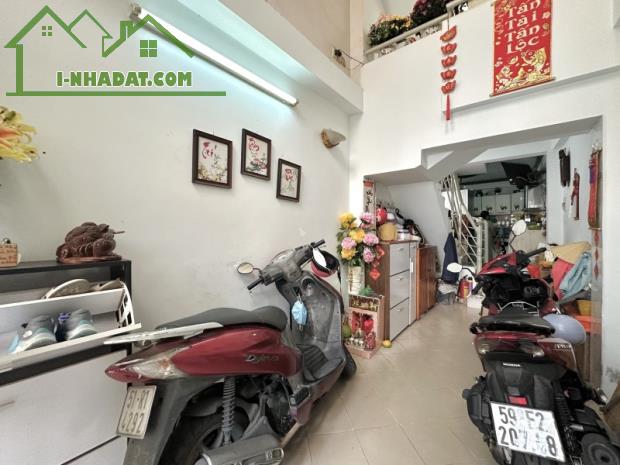 🏡 BÁN NHÀ 4 TẦNG – HUỲNH VĂN BÁNH, P11, PHÚ NHUẬN – 6PN – 5.4 TỶ - 2