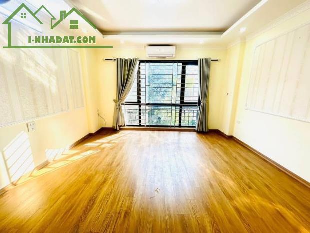 ❤️CHO THUÊ Nhà Lạc Long Quân, DT 50m, 7 tầng, MT 4m, THÔNG SÀN, THANG MÁY - 1