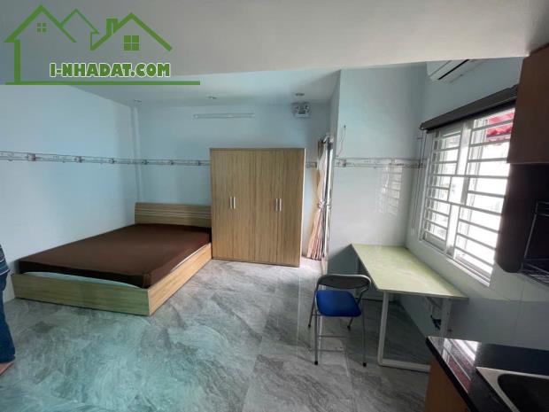Nh.à 4 Tầng – Gần Nguyễn Văn Linh -Quận 7 –HXH- Dòng tiền tốt – Giá 3 Tỷ Nhỉnh