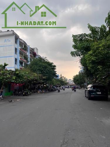 CỰC HIẾM!! Mặt tiền Bùi Minh Trực vào ở ngay DT 74m2 4 tầng đúc tặng full NT chỉ hơn 9ty - 2