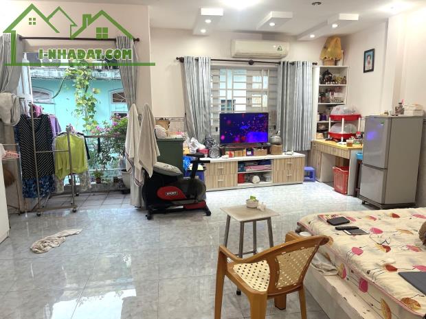Bán Nhà Q10 - Lê Hồng Phong - 5 Tầng - 100m2( 6.3m x16m), 4 Phòng ngủ chỉ 14 tỷ nhĩnh - 3