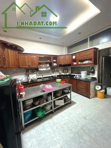 Bán Nhà Q10 - Lê Hồng Phong - 5 Tầng - 100m2( 6.3m x16m), 4 Phòng ngủ chỉ 14 tỷ nhĩnh - 4